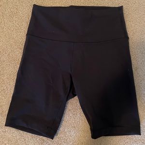 Lululemon Wonder Under shorts